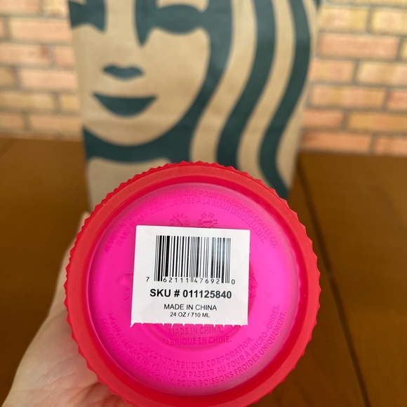 NWT Starbucks Fall 2021 Neon Pink 24oz Studded Cup - Picture 8 of 10